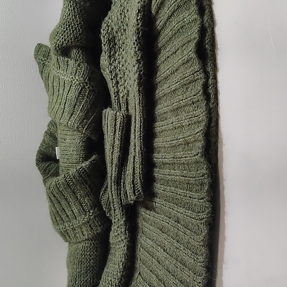SALE 🔥 Cozy Knit Sweater | Soft Neutral | Bundle & Save - Picture 4 of 5